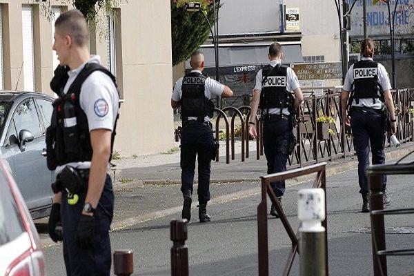 بازداشت مهاجم چاقو بدست در فرانسه