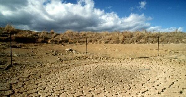خشکسالی صرفا یک پدیده غیرمترقبه نیست، خشکسالی مدیریتی را نادیده نگیریم
