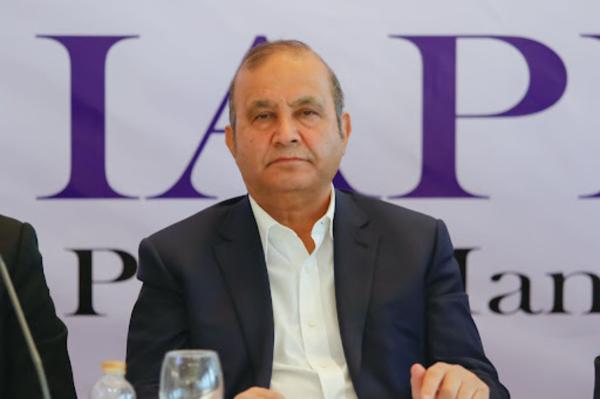 اگر پراید گران و آدم کش است چرا آن را می خرند؟