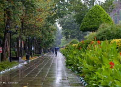ترنم باران پاییزی بر تن شیراز جنت طراز